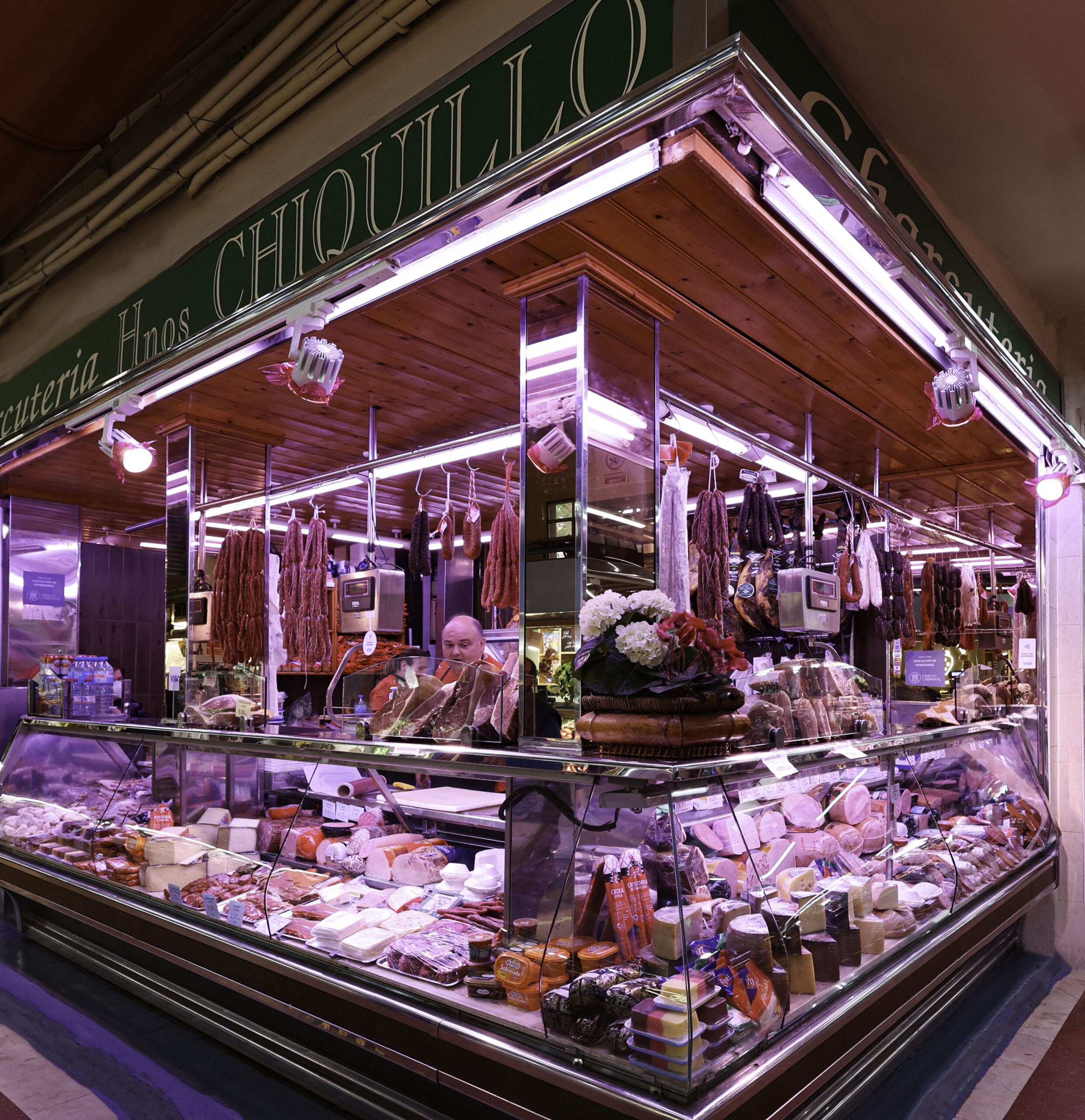 CHARCUTERIA HNOS. <br/>CHIQUILLO MIGUE Y PILAR - Imagen 2