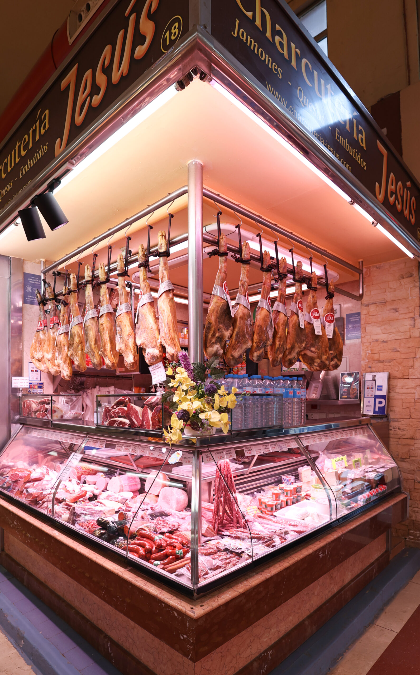 CHARCUTERIA <br/>JESUS - Imagen 3